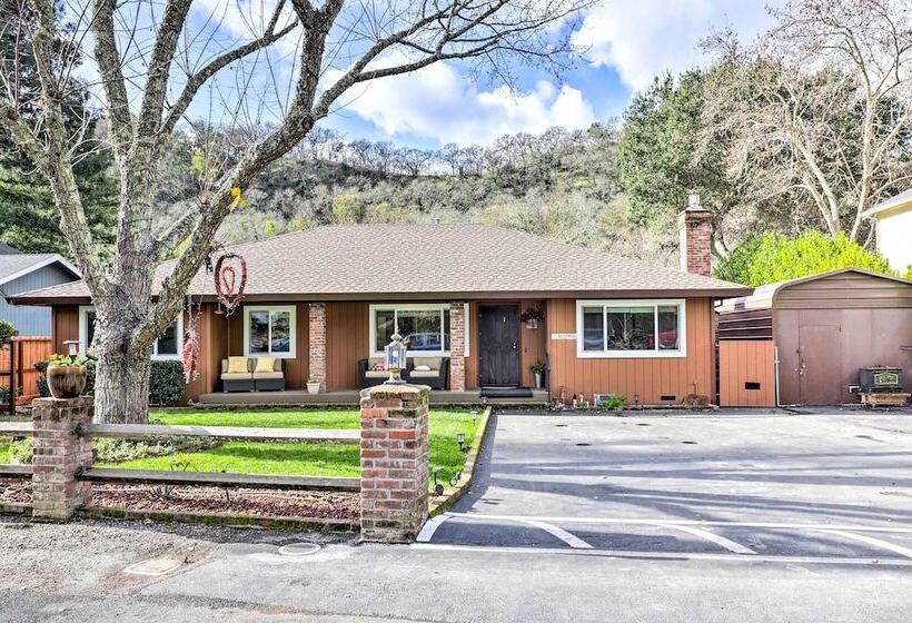 Wine Country Retreat At Private Creekside House!