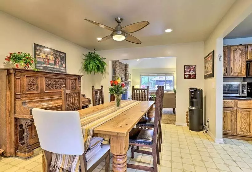 Wine Country Retreat At Private Creekside House!