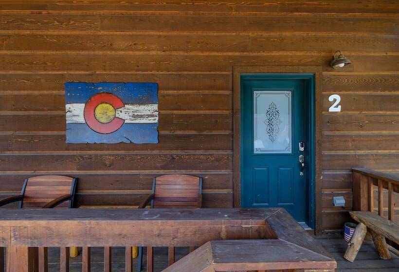 Beautiful Grand Lake Mountain Lodge