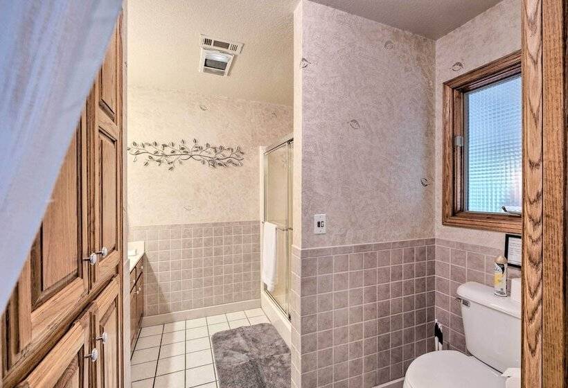 Beautiful Ozark Oasis W/ Deck: Walk To Beaver Lake