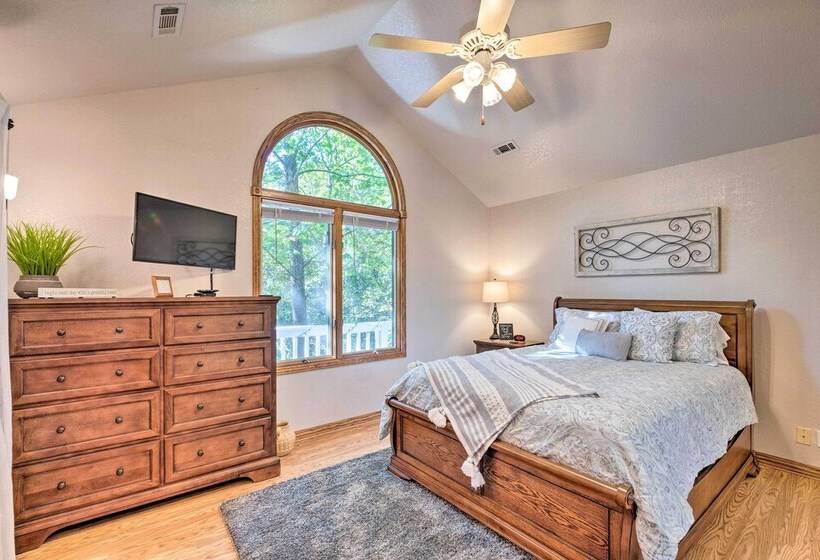 Beautiful Ozark Oasis W/ Deck: Walk To Beaver Lake