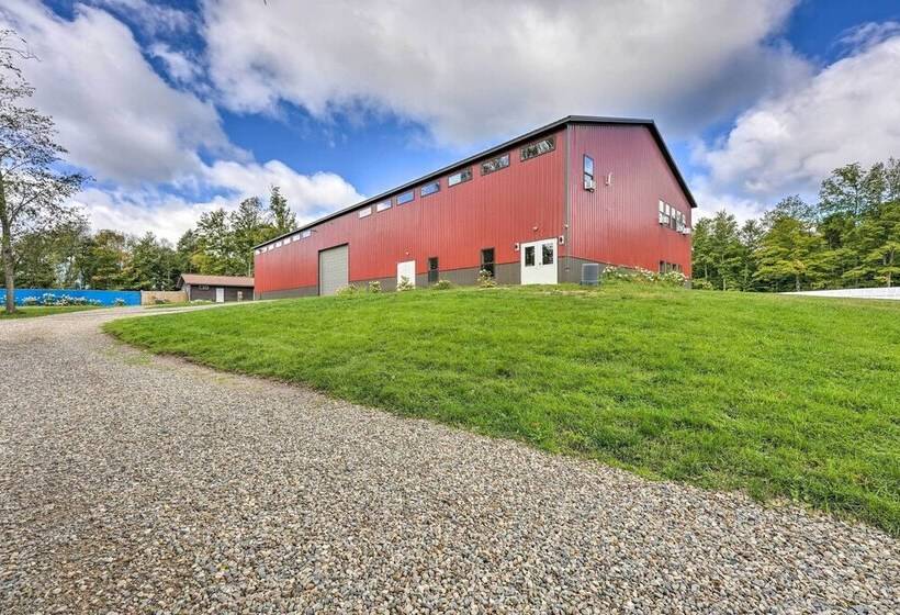 Cassopolis Cabin Close To Parks & Fishing!