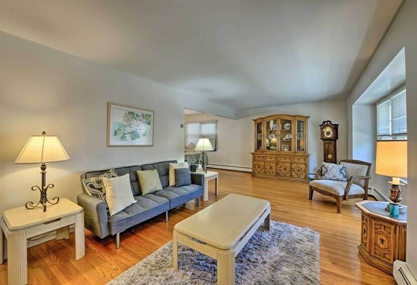 Central Margate City House  Walk To Beach!