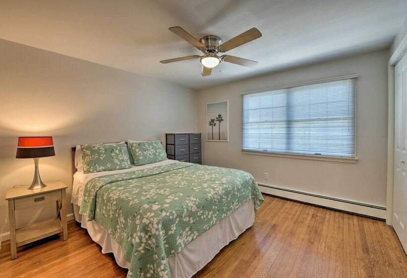 Central Margate City House  Walk To Beach!