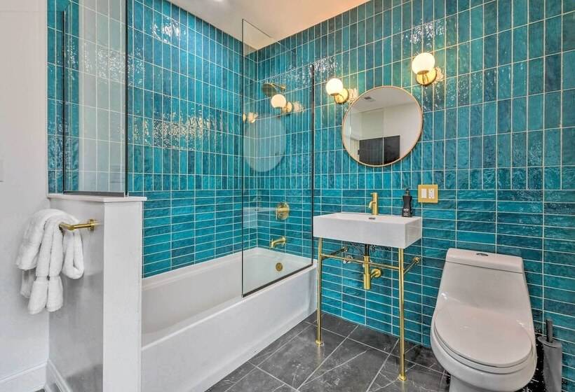 Oak Park Home W/ Fire Pit 5 Mi To Garfield Park!