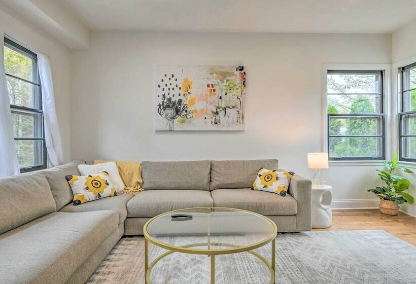 Oak Park Home W/ Fire Pit 5 Mi To Garfield Park!