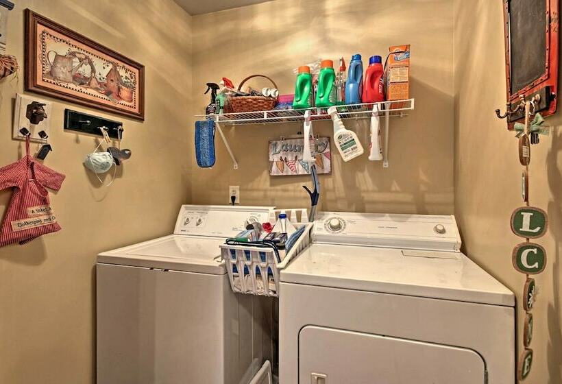 Circleville Home W/ 5 Private Acres & Mtn Views!