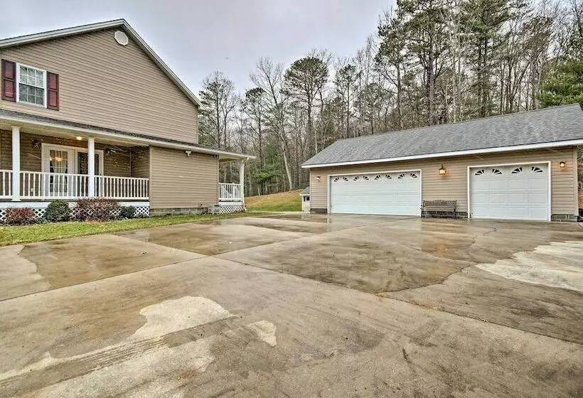 Circleville Home W/ 5 Private Acres & Mtn Views!