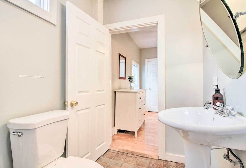 Comfy Ludlow Apartment ~ 3 Mi To Okemo Resort