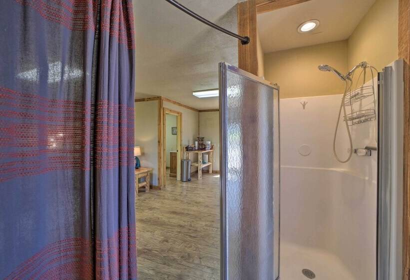 Cozy Vian Cabin: 1 Mi To Tenkiller State Park