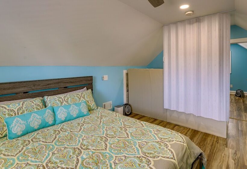 Manistee Cottage Near Beach & Dtwn