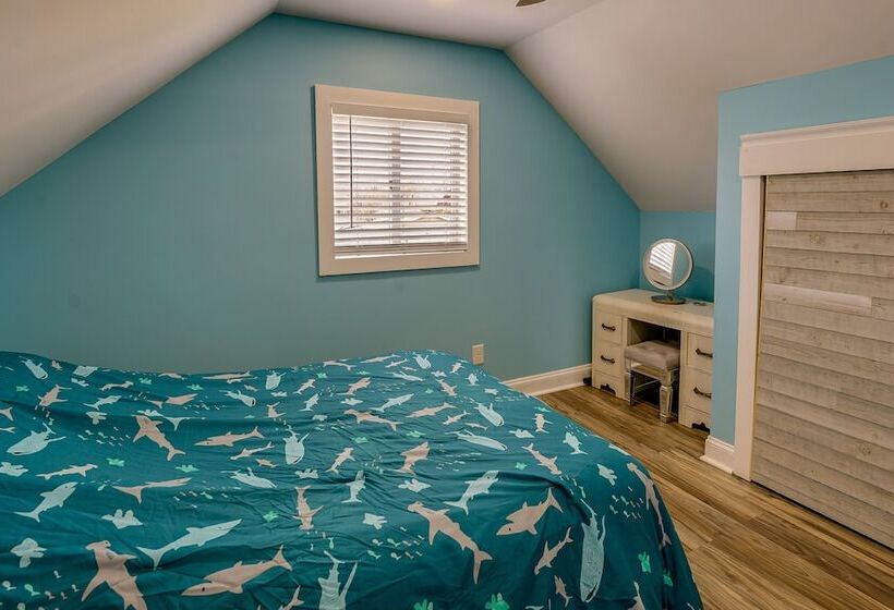 Manistee Cottage Near Beach & Dtwn