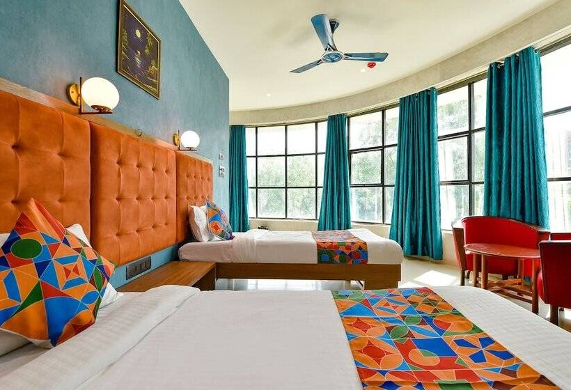 Fabhotel Siddharth Corporate