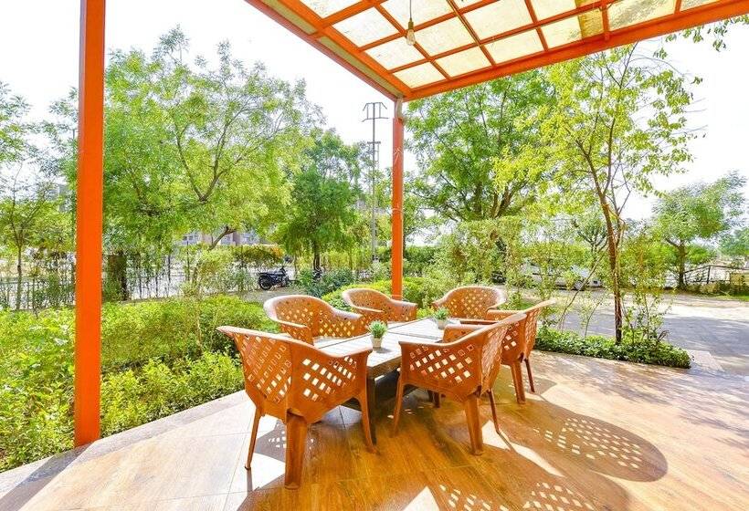 Fabhotel Siddharth Corporate