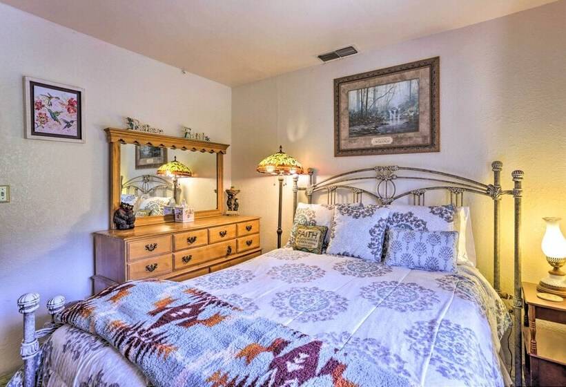 Gorgeous Oakhurst Retreat W/ Swimming Hole!