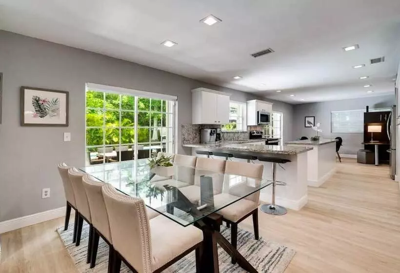 Hidden Miami Gem W/ Pool, Bbq & Minutes To Beach!