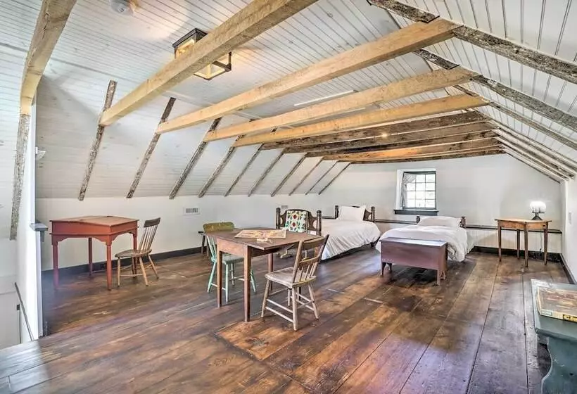 Historical Thurmont Escape W/ Furnished Deck!