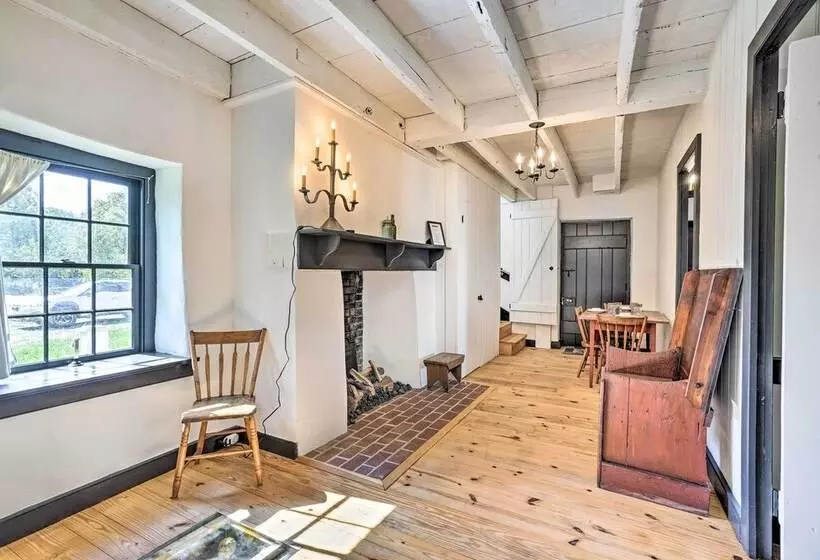 Historical Thurmont Escape W/ Furnished Deck!