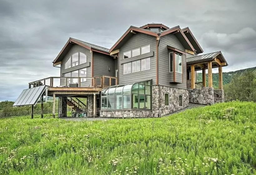 Home W/ Kachemak Bay View   5 Miles To Downtown!