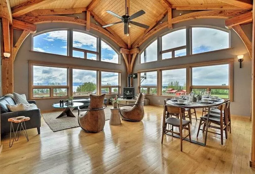 Home W/ Kachemak Bay View   5 Miles To Downtown!