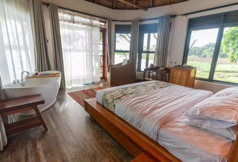 هتل Sundiata Beach Resort
