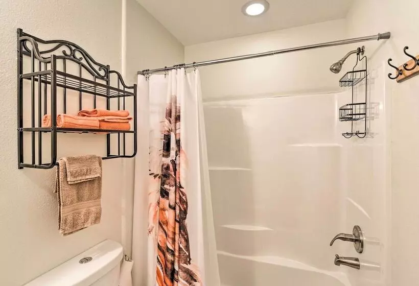 Just Lei N Low  Home   Walk To Crystal Beach