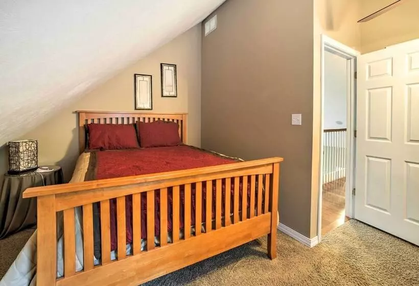 Lakefront Blue Eye Cottage W/ Hot Tub & Fire Pit!