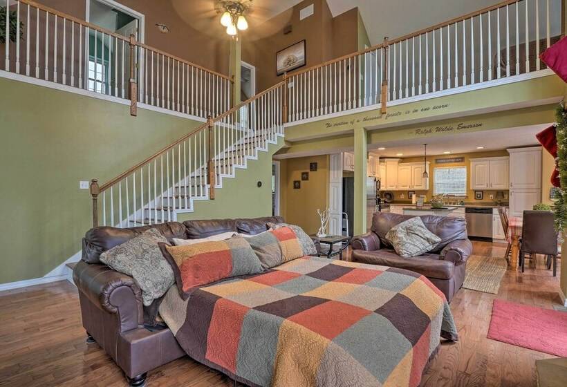 Lakefront Blue Eye Cottage W/ Hot Tub & Fire Pit!