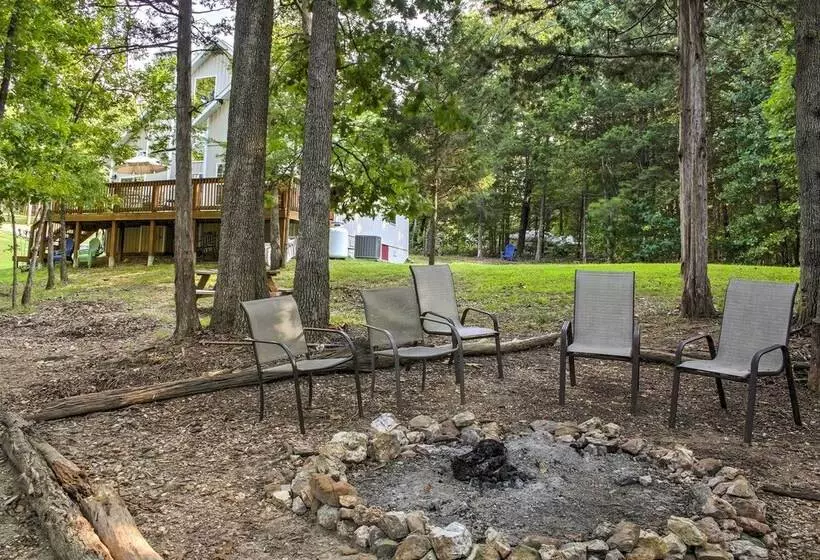 Lakefront Blue Eye Cottage W/ Hot Tub & Fire Pit!