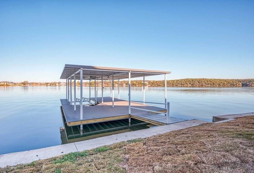 Lakefront Granbury Retreat W/ Patio & Fire Pit