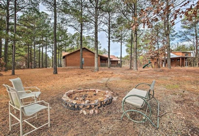 Broken Bow Cabin W/ Hot Tub & Deck 4 Mi To Lake!