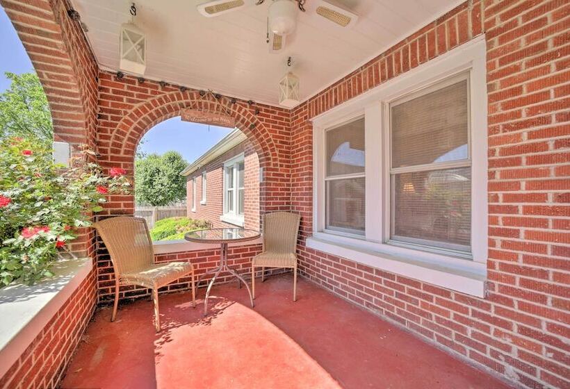 Lovely Waynesville Home W/ Yard: Pet Friendly