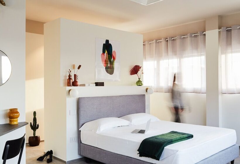 Mar Modena Accommodation In Residence