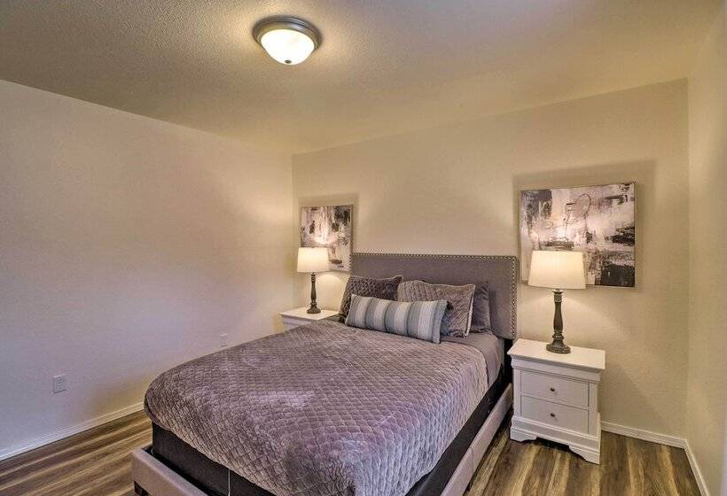 Pet Friendly West Plains Pad < 1 Mi To Dtwn!