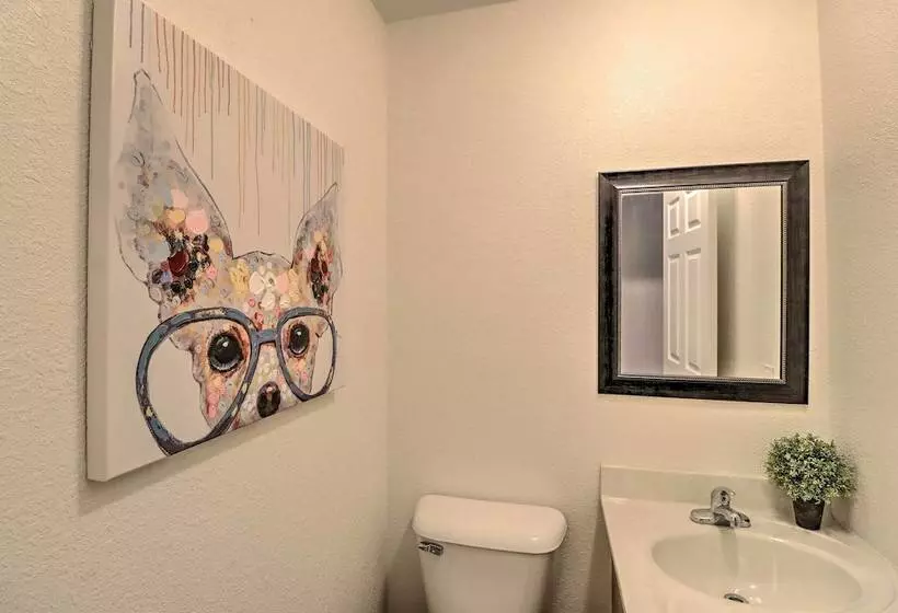 Pet Friendly West Plains Pad < 1 Mi To Dtwn!
