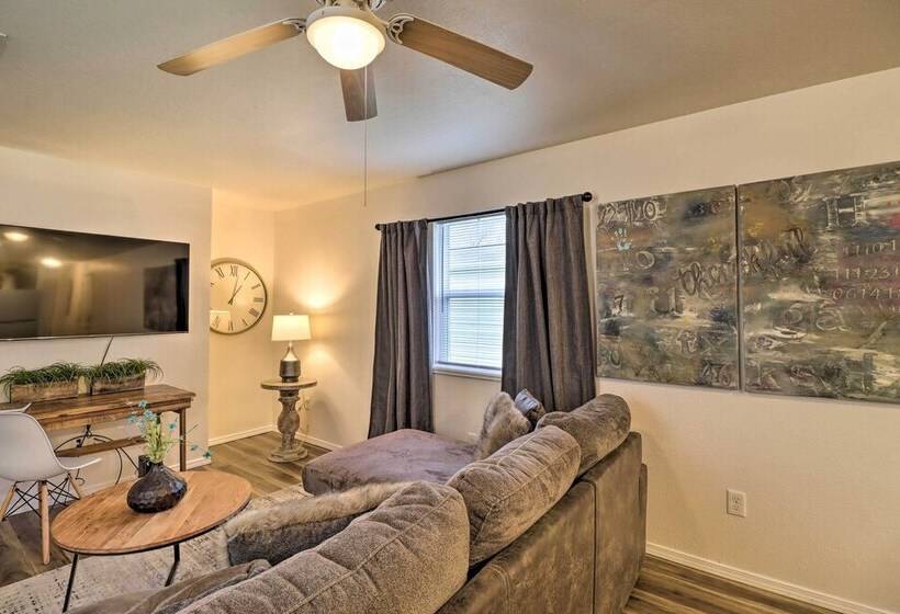 Pet Friendly West Plains Pad < 1 Mi To Dtwn!