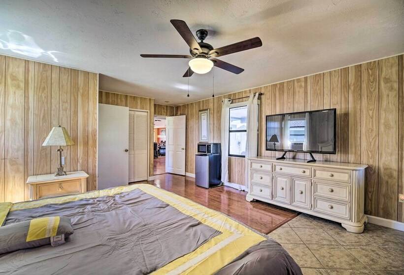 Lanai, Pool & Gas Grill: Sebring Retreat!