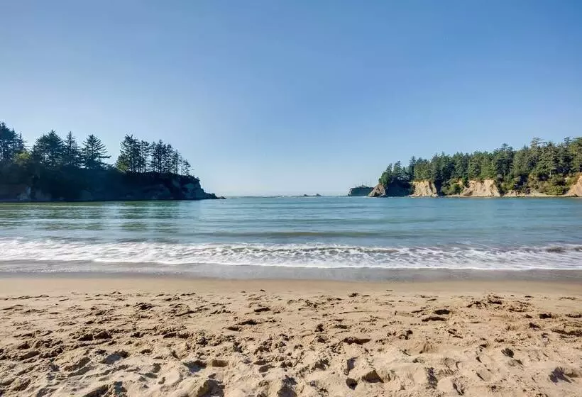 Fishermen S Paradise In Coos Bay: Walk To Beach!