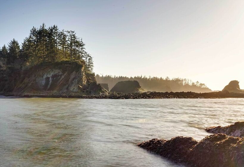 Fishermen S Paradise In Coos Bay: Walk To Beach!