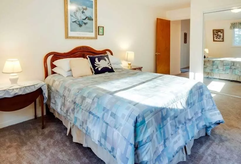 Fishermen S Paradise In Coos Bay: Walk To Beach!