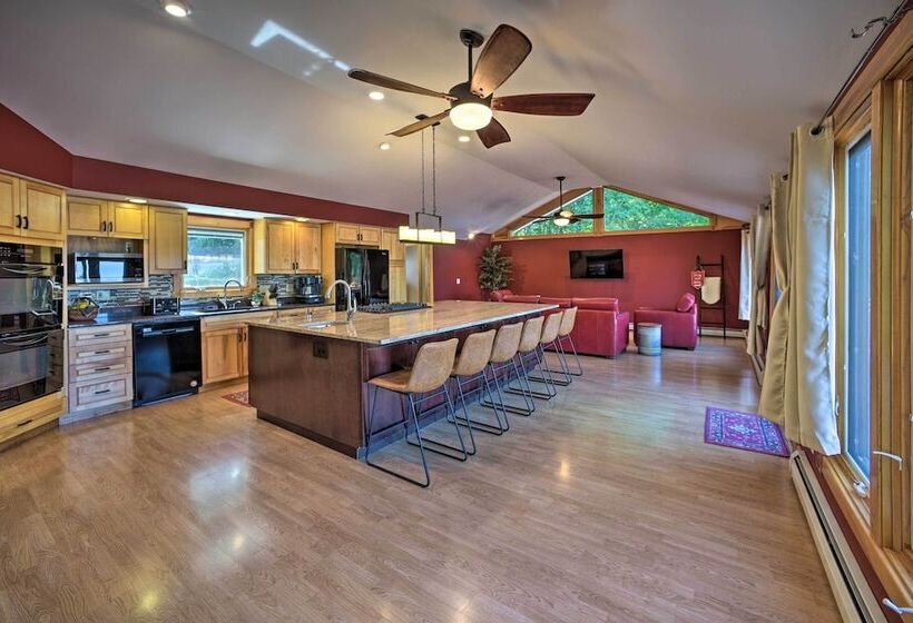 Spacious Wells Oasis W/ Decks On Little Lake!