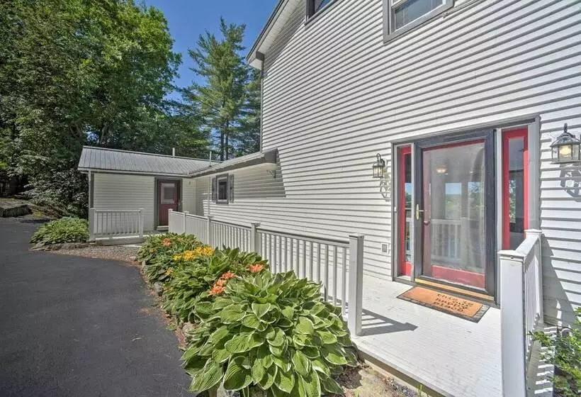 Spacious Wells Oasis W/ Decks On Little Lake!