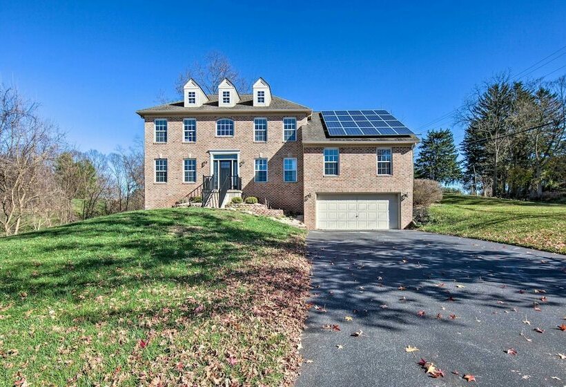 Stunning Lewisberry Gem ~ 6 Mi To Ski Resort!