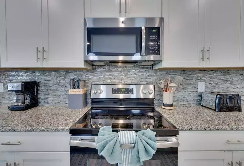 Upscale Davenport Home < 10 Mi To Disney!