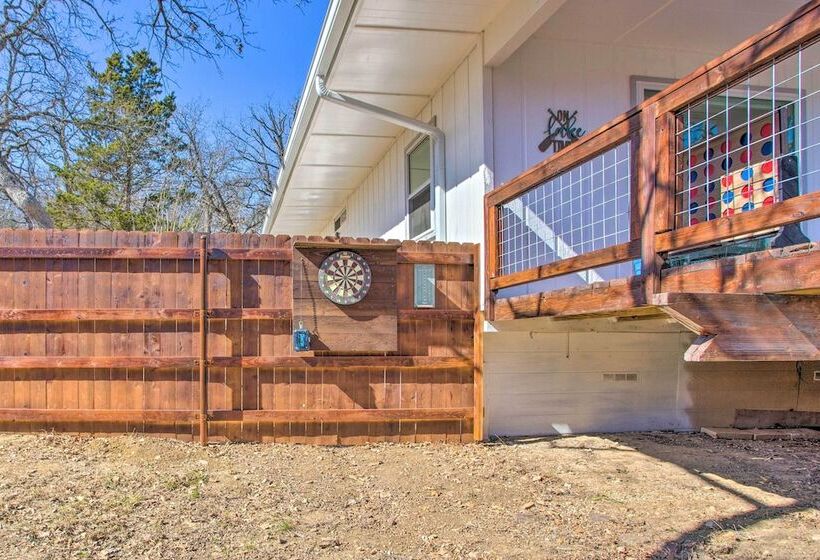 Versatile Home W/ Deck & Grill, 1 Mi To Lake!