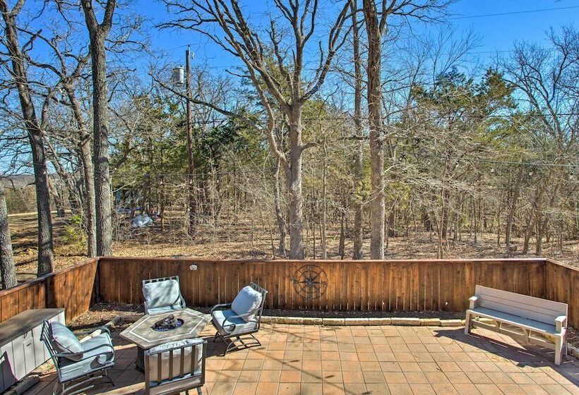 Versatile Home W/ Deck & Grill, 1 Mi To Lake!