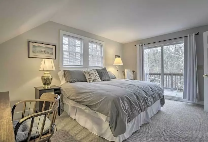 Warm + Peaceful Home W/ Fire Pit On Haw River