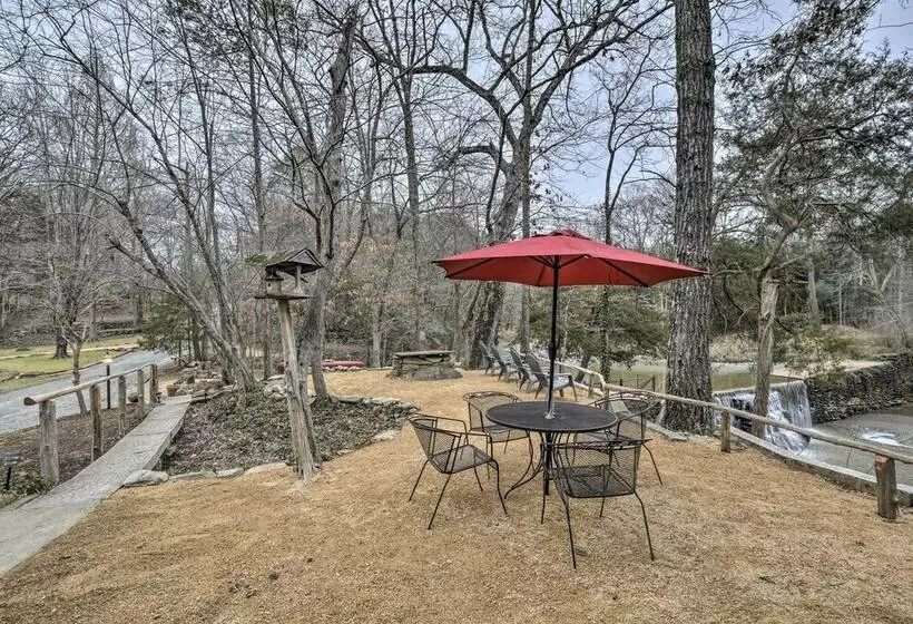Warm + Peaceful Home W/ Fire Pit On Haw River
