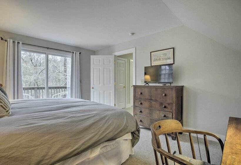 Warm + Peaceful Home W/ Fire Pit On Haw River