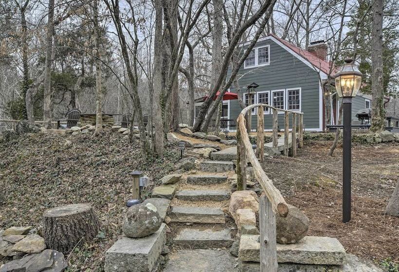 Warm + Peaceful Home W/ Fire Pit On Haw River
